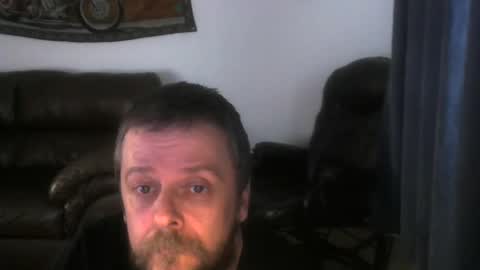 Snapshot of caseurdecue chatting on 12/16/24, 08:26 AllenGallant online show from 12/16/24, 08:26