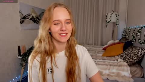 Casey sweeet online show from 04/01/26, 03:31