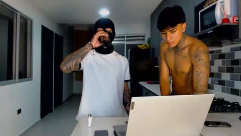 cash_master777 online show from 11/30/25, 08:18