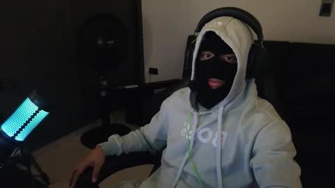 cash_master777 online show from 01/07/26, 06:32