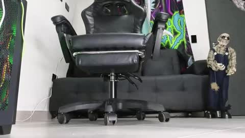 cash_master777 online show from 02/27/26, 01:38