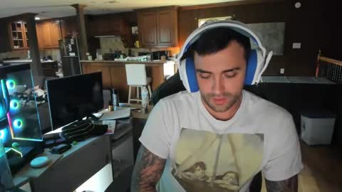 Sterling online show from 09/09/25, 11:04