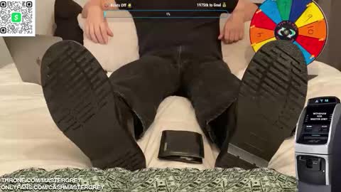 Snapshot of cashmastergrey chatting on 01/07/25, 06:05 Master Grey online show from 01/07/25, 06:05