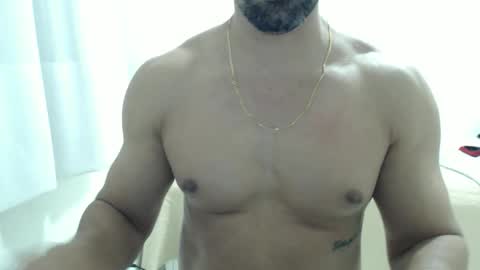 Snapshot of cashmastermuscle77 chatting on 05/26/26, 01:12 cashmastermuscle77 online show from 05/26/26, 01:12