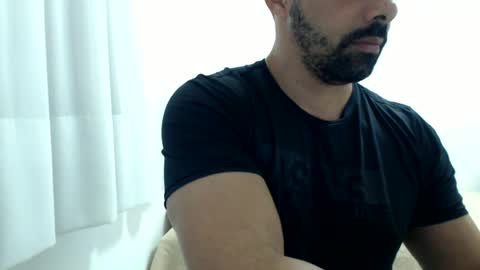 Snapshot of cashmastermuscle77 chatting on 06/18/26, 10:30 cashmastermuscle77 online show from 06/18/26, 10:30