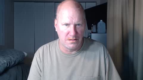 Snapshot of casinocam chatting on 10/20/25, 11:32 CasinoCam online show from 10/20/25, 11:32
