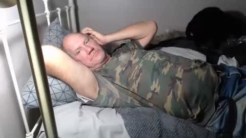 CasinoCam online show from 11/04/25, 04:55