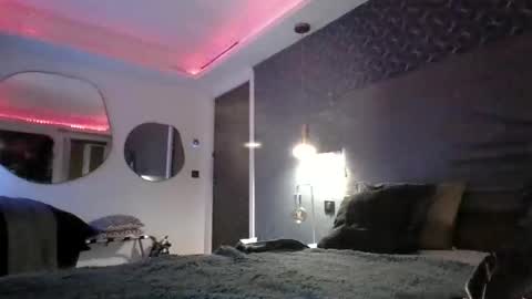 cassandra06400 online show from 10/19/25, 09:04