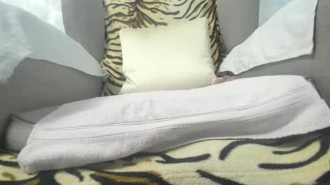 Cassandra joy online show from 01/01/25, 08:13