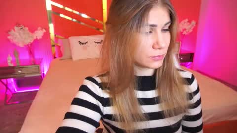 Snapshot of cassandragood chatting on 09/27/25, 06:07 Lena online show from 09/27/25, 06:07