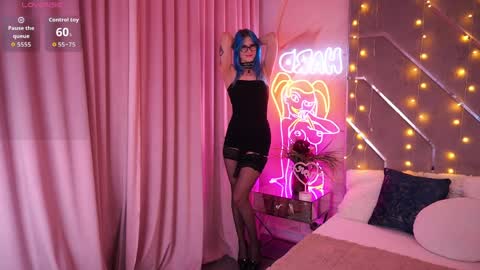 Cassandra online show from 03/31/26, 07:09