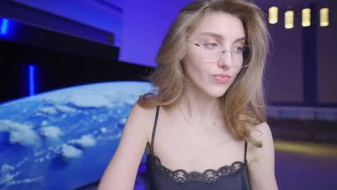 Seductress Cassia  FINDOM AND SADISM  NO NUDE online show from 04/11/26, 04:33