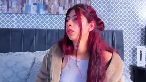 Snapshot of cassie_bloom chatting on 02/26/25, 09:32 cassie_bloom online show from 02/26/25, 09:32