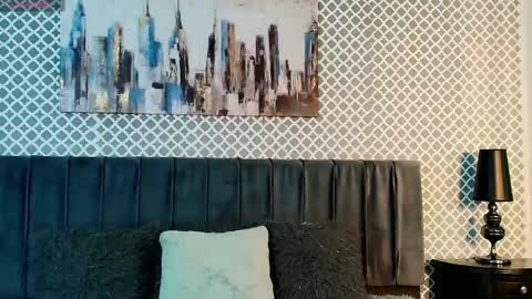 Snapshot of cassie_bloom chatting on 09/30/25, 03:33 cassie_bloom online show from 09/30/25, 03:33