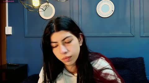 Snapshot of cassie_bloom chatting on 10/23/25, 09:24 cassie_bloom online show from 10/23/25, 09:24