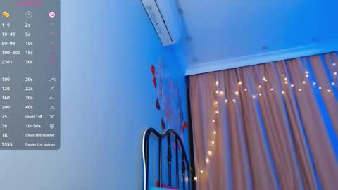 Snapshot of cassie_hunter chatting on 11/23/25, 04:07 Cassy Hunter online show from 11/23/25, 04:07