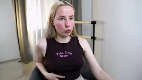 Cassie online show from 11/15/25, 09:21