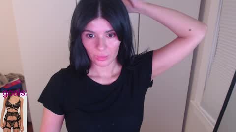 cassiealvarez online show from 10/01/25, 03:56