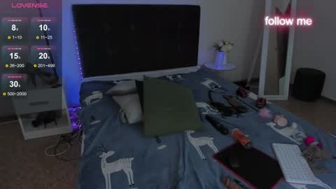 Cassie online show from 12/23/24, 10:21