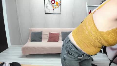 Snapshot of cassiejonas chatting on 12/16/25, 04:17 CassieJonas online show from 12/16/25, 04:17