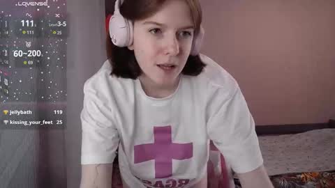 Snapshot of cassiejuice chatting on 11/19/25, 05:35 Cassie online show from 11/19/25, 05:35