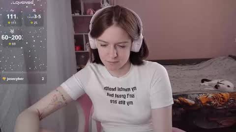 Snapshot of cassiejuice chatting on 11/21/25, 06:50 Cassie online show from 11/21/25, 06:50