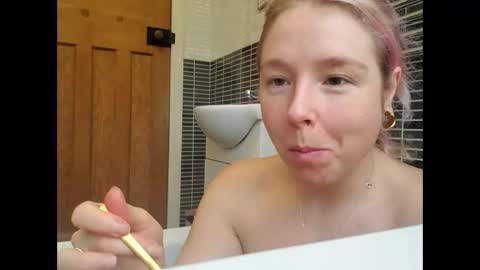 Cassie online show from 02/19/26, 09:05