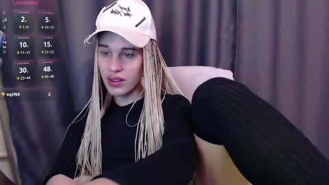 Snapshot of cassiemich chatting on 12/17/24, 04:43 Cassie online show from 12/17/24, 04:43