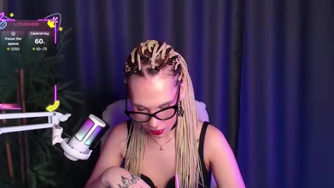 Cassie online show from 12/03/25, 09:02