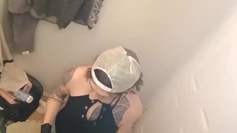 Cassiemichelle online show from 12/21/25, 03:57