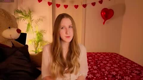 Snapshot of cassiereborn chatting on 02/23/26, 03:42 Casey online show from 02/23/26, 03:42