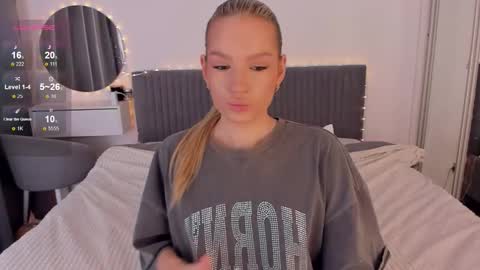 Angel 3 online show from 01/16/26, 03:49