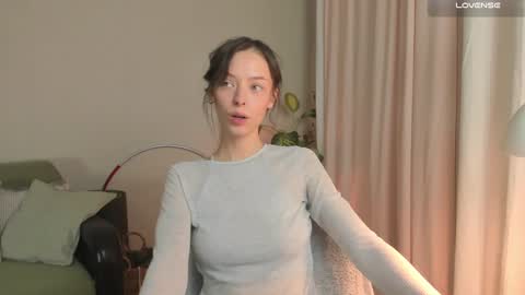 Snapshot of cassisland chatting on 12/04/24, 04:38 cassandra online show from 12/04/24, 04:38