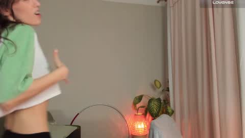 Snapshot of cassisland chatting on 12/04/24, 07:45 cassandra online show from 12/04/24, 07:45