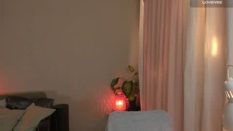 Snapshot of cassisland chatting on 12/19/24, 11:46 cassandra online show from 12/19/24, 11:46