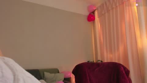 Snapshot of cassisland chatting on 02/14/25, 09:21 cassandra online show from 02/14/25, 09:21