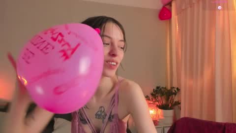 Snapshot of cassisland chatting on 02/15/25, 12:26 cassandra online show from 02/15/25, 12:26