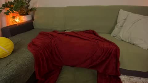  cassandra  online show from 03/21/26, 09:07