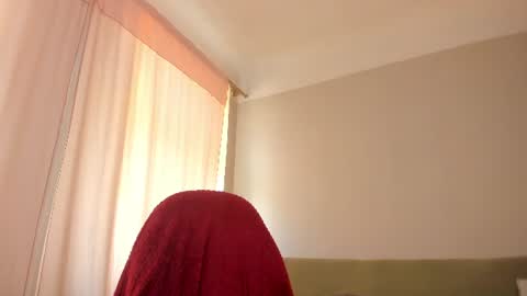 Snapshot of cassisland chatting on 06/19/26, 12:31 cassandra online show from 06/19/26, 12:31