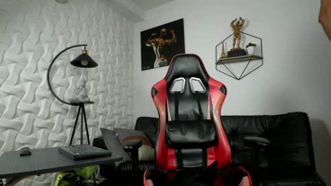 Matheo Brown online show from 04/08/26, 06:41