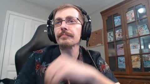 Snapshot of casuallycorrupt chatting on 11/08/25, 04:34 casuallycorrupt online show from 11/08/25, 04:34