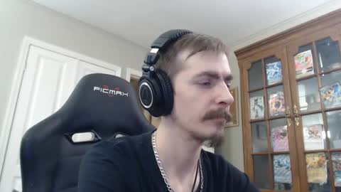 Snapshot of casuallycorrupt chatting on 11/27/25, 01:29 casuallycorrupt online show from 11/27/25, 01:29