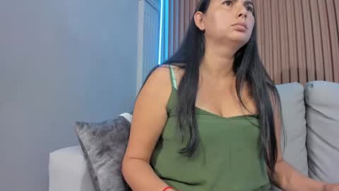 Snapshot of cat22_ chatting on 09/15/25, 09:37 cat22_ online show from 09/15/25, 09:37