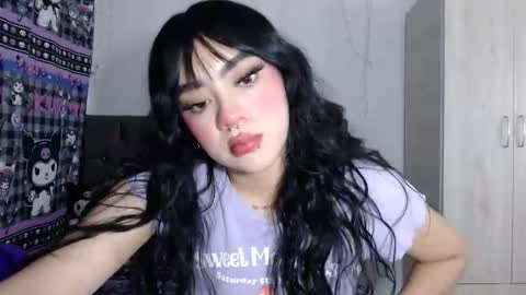 Snapshot of cat_mila_ chatting on 10/21/25, 04:46 Mila online show from 10/21/25, 04:46