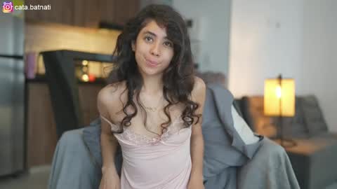 Catalina online show from 04/05/26, 02:47