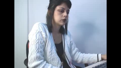 Snapshot of cata_saeeenz0 chatting on 05/13/26, 02:47 cata_saeeenz0 online show from 05/13/26, 02:47