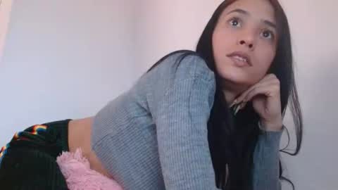 cata_sexy2410 online show from 03/07/25, 09:17