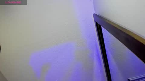 lorena online show from 12/15/25, 07:29