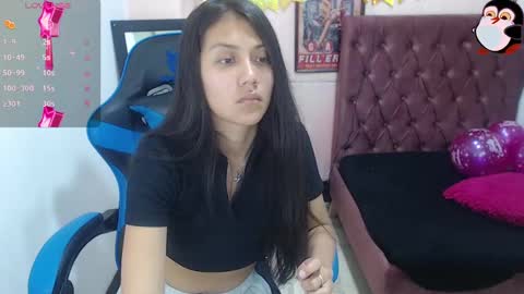 Snapshot of catalehia_milk chatting on 12/20/24, 08:45 C A T A L E H I A online show from 12/20/24, 08:45