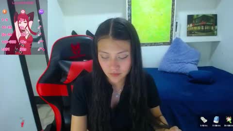 Snapshot of catalehia_milk chatting on 01/23/25, 11:36 C A T A L E H I A online show from 01/23/25, 11:36